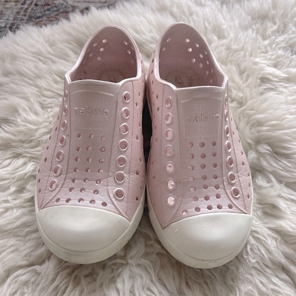 Native toddler shoes (pearlescent pink color)